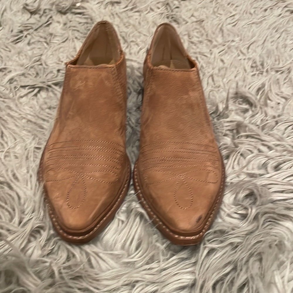 Gianna Bini low ankle boot
